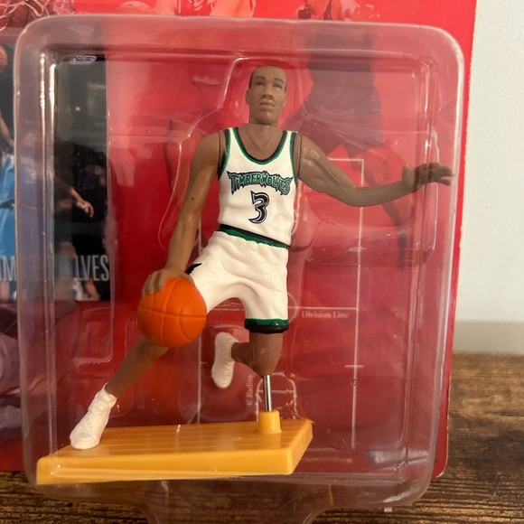 Stephon Marbury‎ 1998 Edition Starting Lineup Timberwolves NBA Figurine And Card - Picture 3 of 5